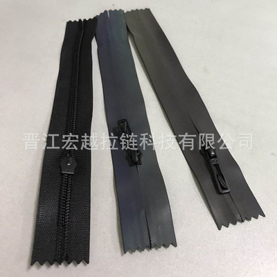 5號與3號尼龍拉鏈 從韓版設計到防水印花，一站式定制解決方案